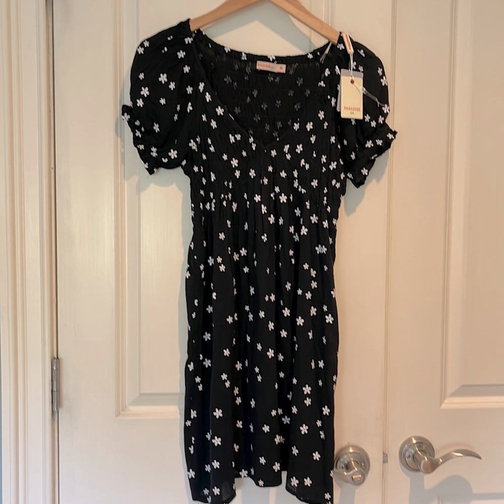 Dress - Picture 1 of 2
